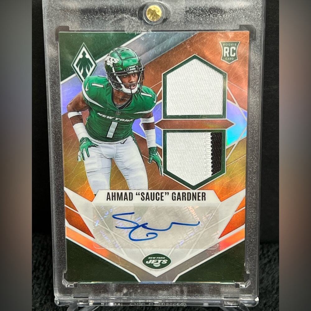 2022 Panini Phoenix Ahmad Sauce Gardner Duel Rookie Patch Auto /125 #RAD-AG